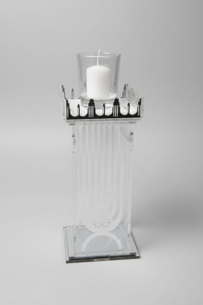 Belz design candle holder