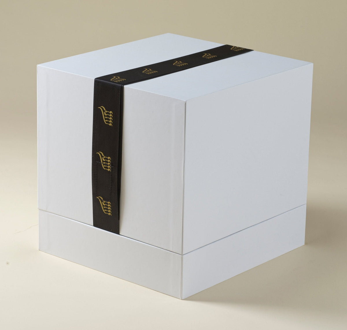 W/English Songs - Medium White Gift Box Set עונג זמירות
