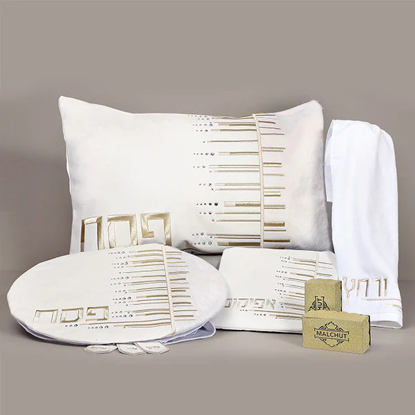 Modd`e Collection Seder Set Leather #652